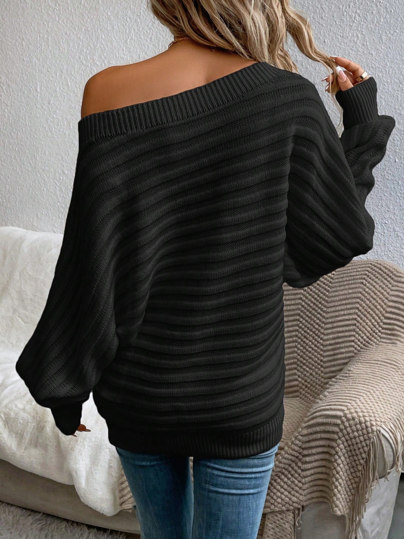 Blusa Ombro Caído em Tricô com Textura Canelada Blusa Ombro Caído em Tricô com Textura Canelada