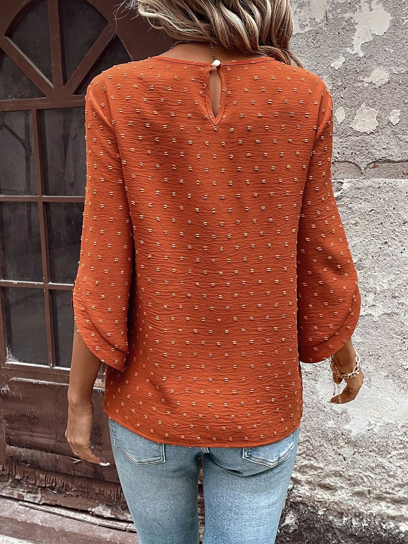 Blusa Soltinha com Manga Morcego e Detalhes de Botões Blusa Soltinha com Manga Morcego e Detalhes de Botões