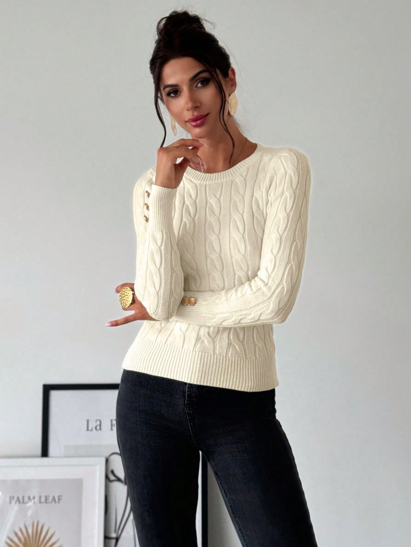 Blusa Tricot com Trança e Botões nos Punhos Blusa Tricot com Trança e Botões nos Punhos