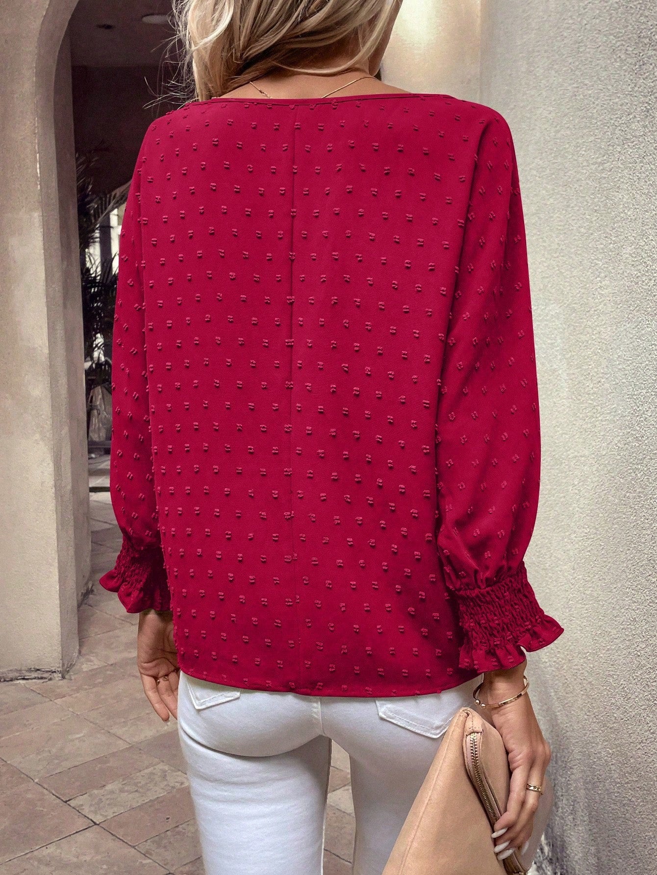 Blusa com Detalhe Texturizado e Manga Bufante Blusa com Detalhe Texturizado e Manga Bufante