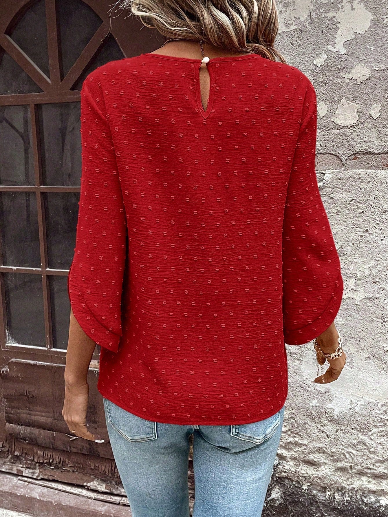 Blusa Soltinha com Manga Morcego e Detalhes de Botões Blusa Soltinha com Manga Morcego e Detalhes de Botões