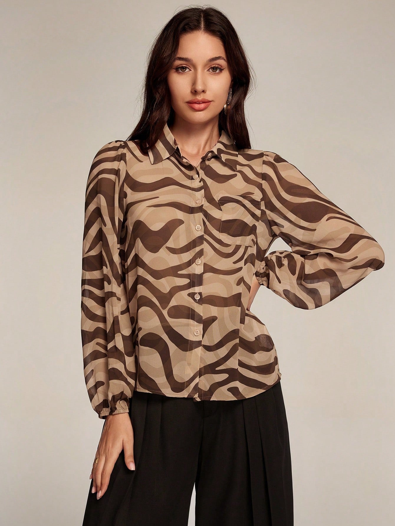 Camisa Estampada com Detalhe Geométrico e Manga Longa Camisa Estampada com Detalhe Geométrico e Manga Longa