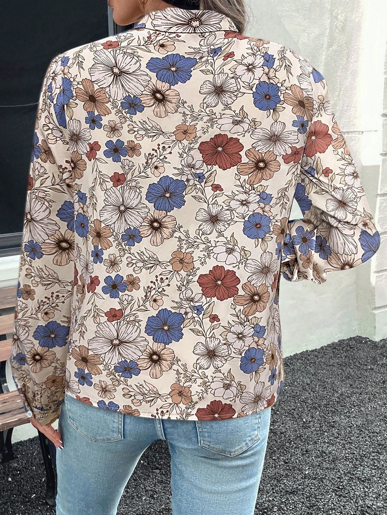 Camisa Estampada com Gola Padre e Botões Frontais Camisa Estampada com Gola Padre e Botões Frontais