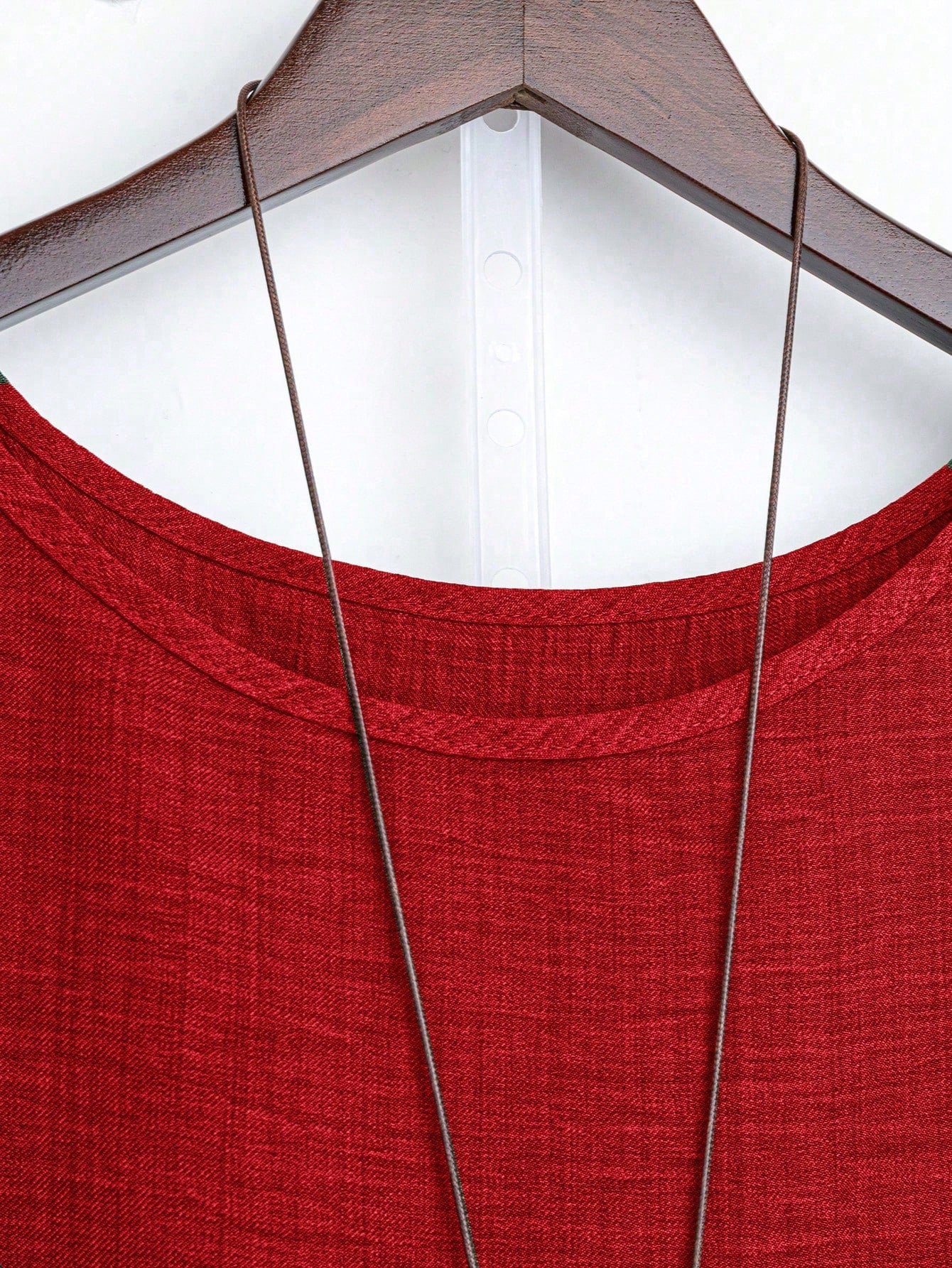 Blusa Assimétrica com Manga 3/4 e Tecido Texturizado Blusa Assimétrica com Manga 3/4 e Tecido Texturizado