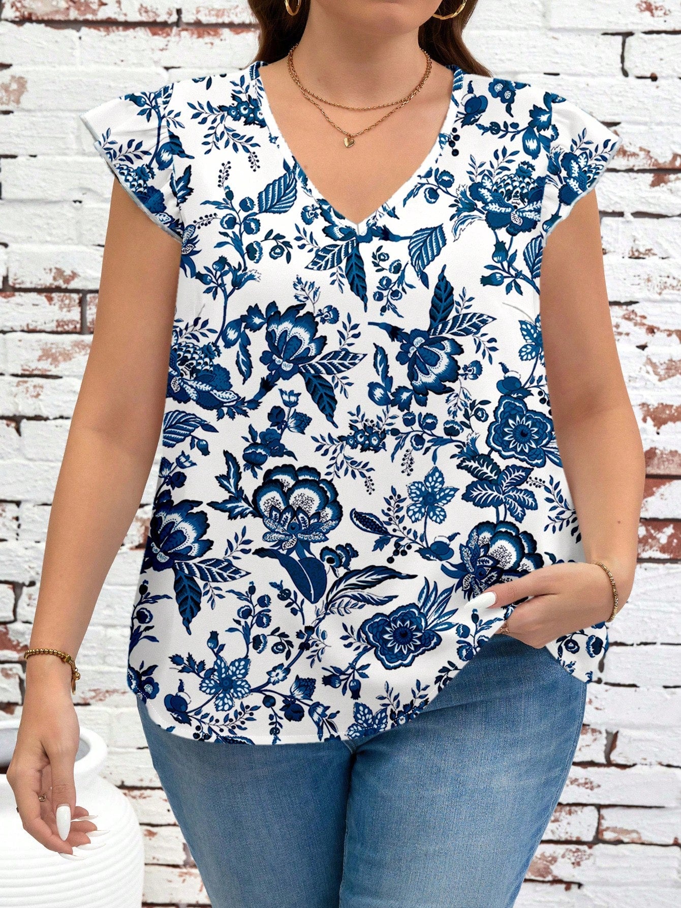 Blusa Estampada com Decote V e Manga Babado Blusa Estampada com Decote V e Manga Babado