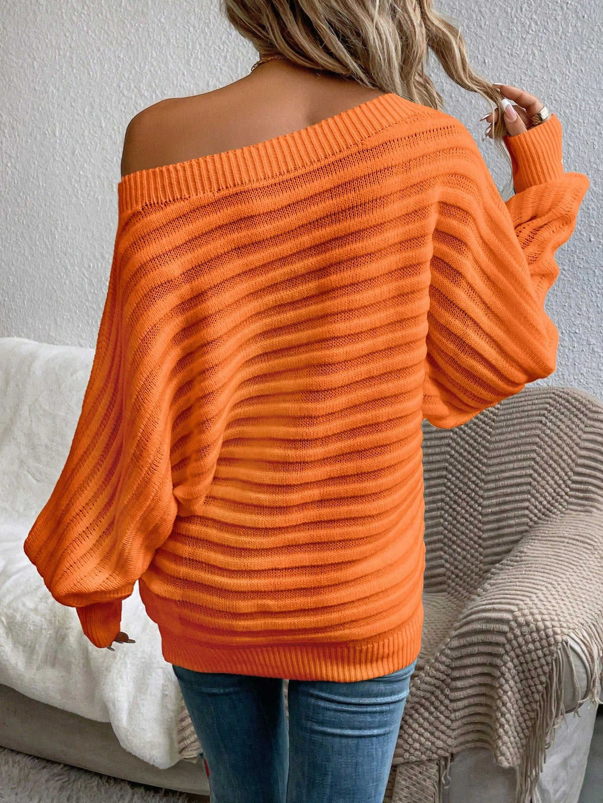 Blusa Ombro Caído em Tricô com Textura Canelada Blusa Ombro Caído em Tricô com Textura Canelada