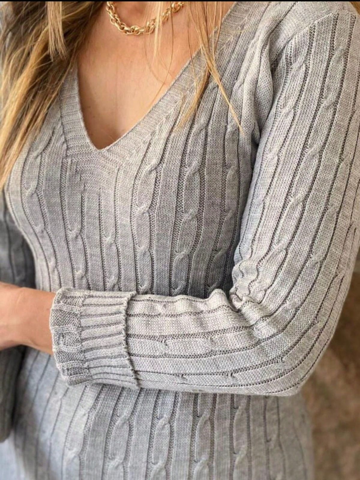 Blusa Tricot com Decote V e Textura Trançada Cinza / P Blusa Tricot com Decote V e Textura Trançada