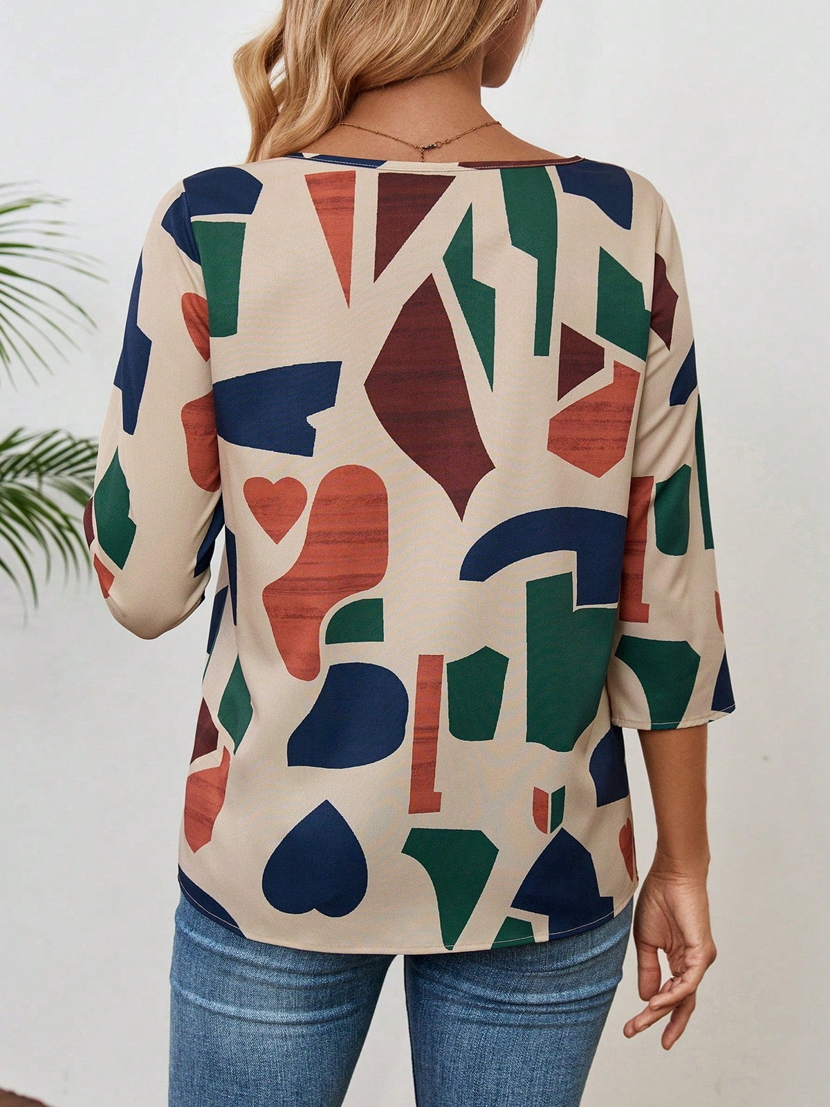 Blusa com Estampa Geométrica e Manga 3/4 Blusa com Estampa Geométrica e Manga 3/4