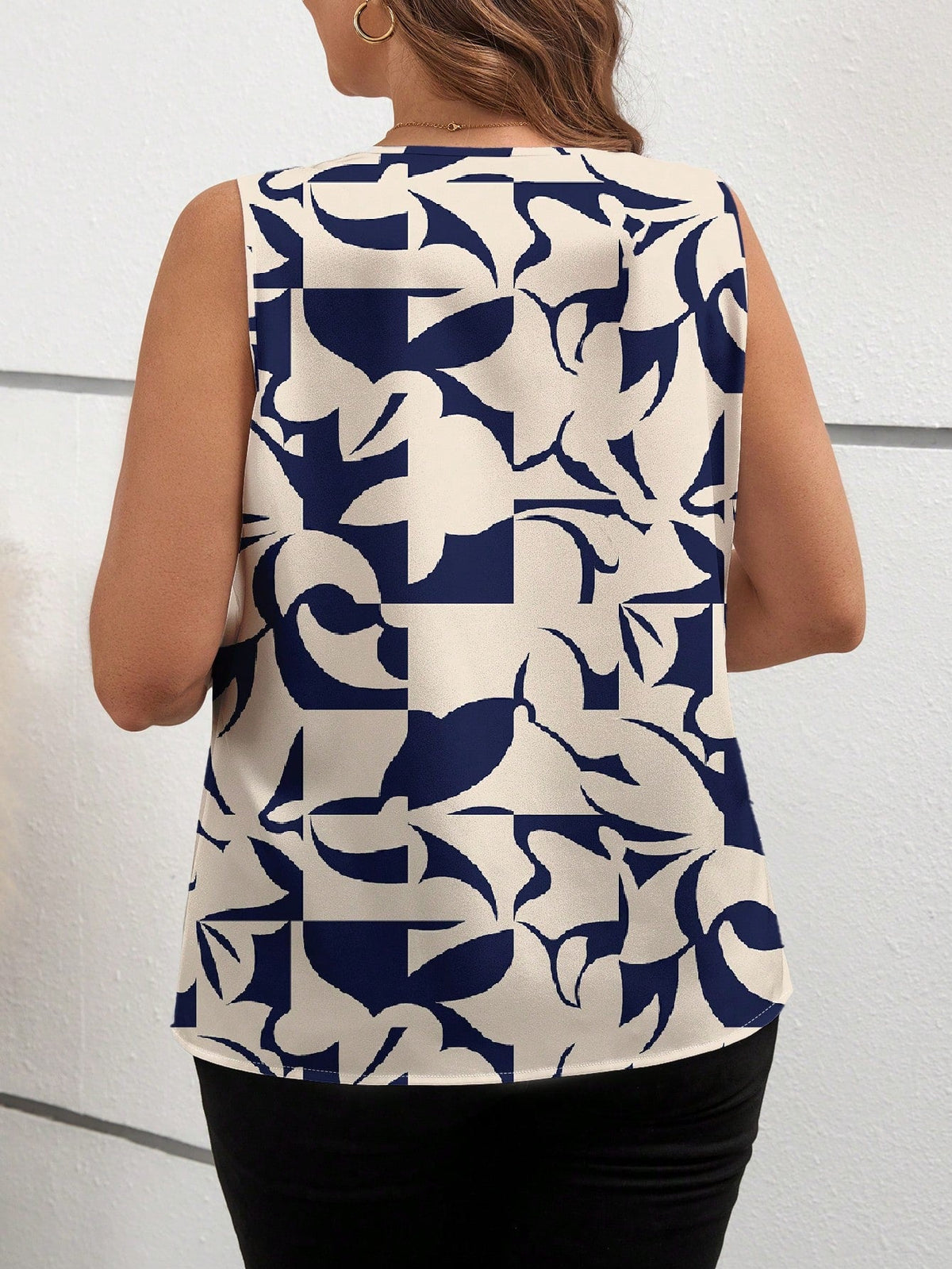 Blusa Regata Estampada com Decote V Elegante Blusa Tricot Trançado com Decote V e Manga Longa