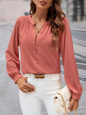 Camisa Lisa com Botões Frontais e Gola Franzida Camisa Lisa com Botões Frontais e Gola Franzida