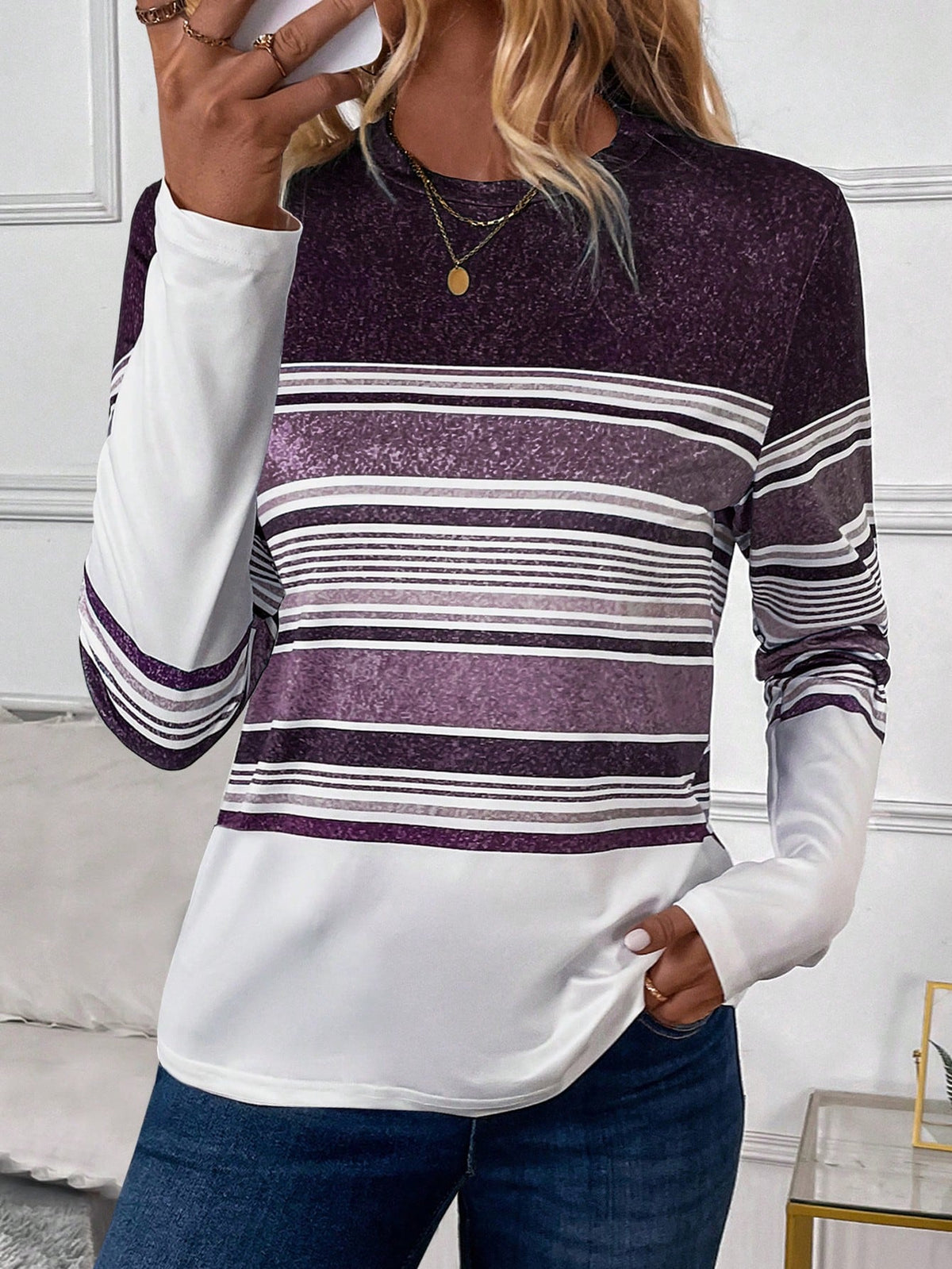 Blusa Listrada em Tons de Azul com Manga Longa Roxo / P Blusa Listrada em Tons de Azul com Manga Longa