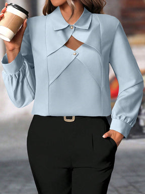 Camisa Social com Recorte Moderno e Botões Decorativos Camisa Social com Recorte Moderno e Botões Decorativos