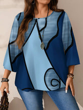 Blusa Estampada com Detalhes Abstratos e Manga 3/4 Azul / P Blusa Estampada com Detalhes Abstratos e Manga 3/4