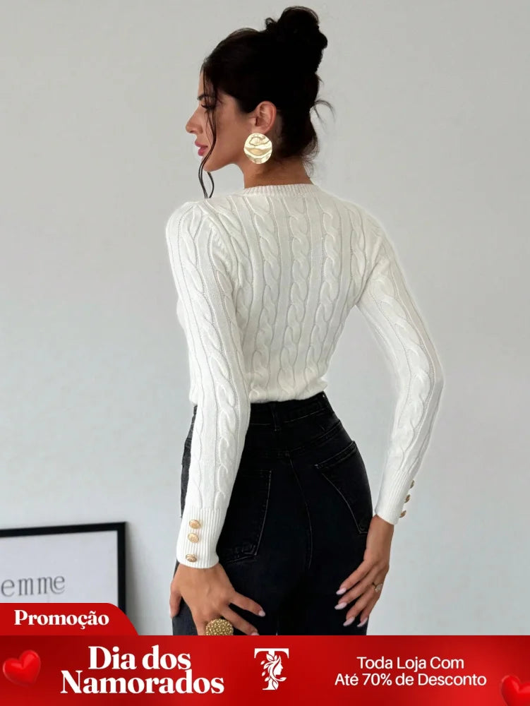 Blusa Tricot com Trança e Botões nos Punhos Blusa Tricot com Trança e Botões nos Punhos